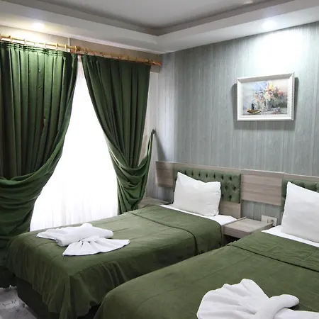 Kaya Madrid Отель 3*