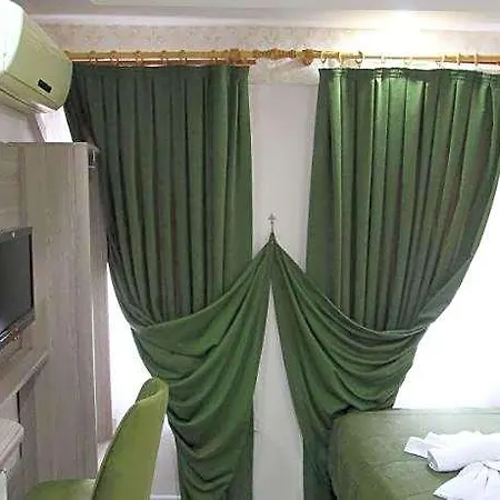 Kaya Madrid Hotel 3*