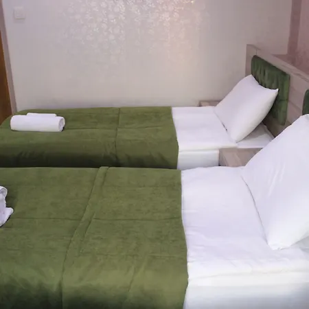 Szálloda Kaya Madrid 3*