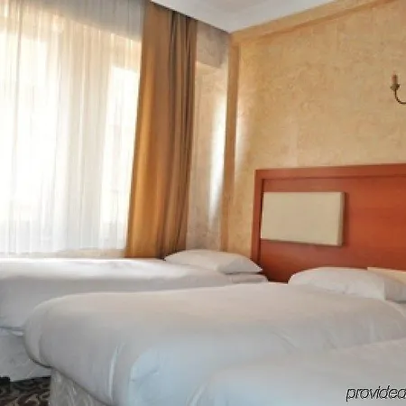 Szálloda Kaya Madrid 3*